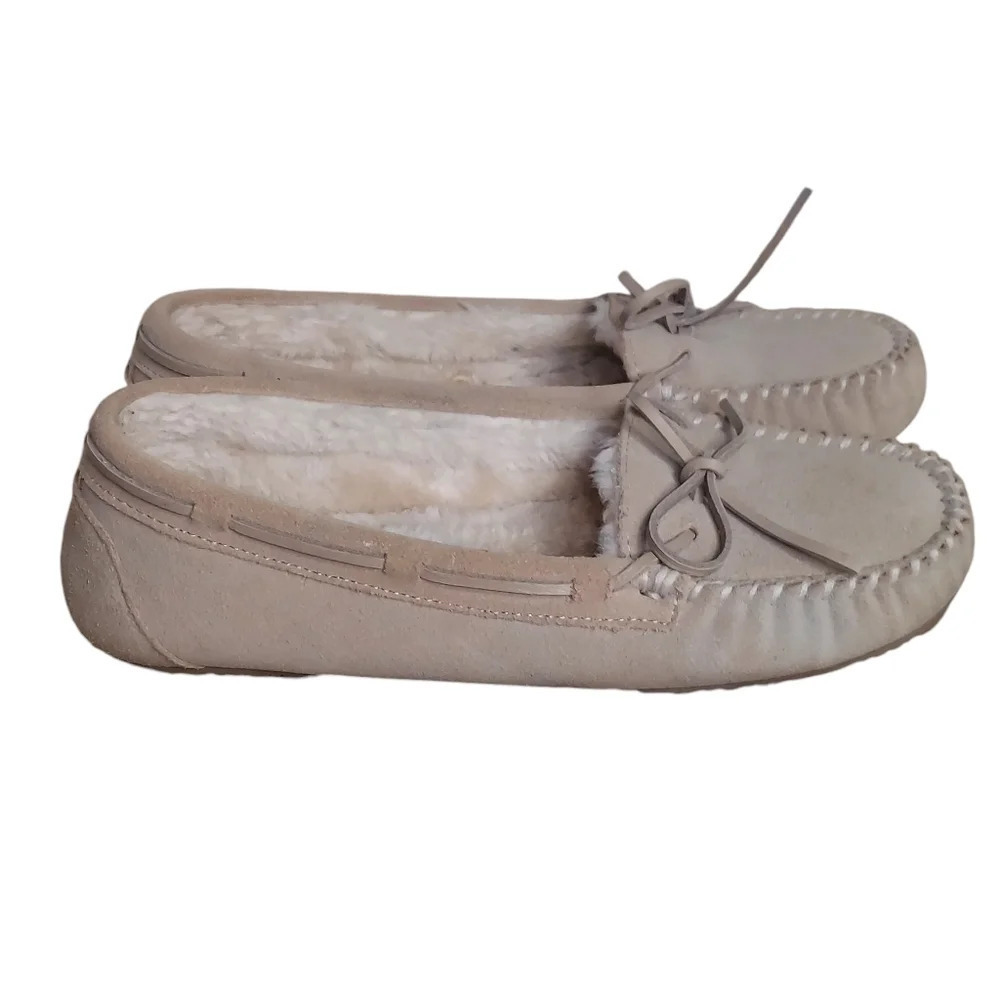 Minnetonka Moccasin Suede Faux Fur Lined Slippers‎ Women's - Picture 5 of 16